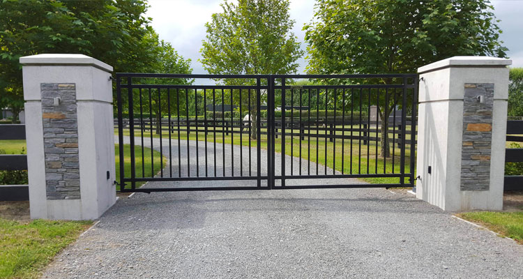 Electric Driveway Gate Installation in Rancho Palos Verdes